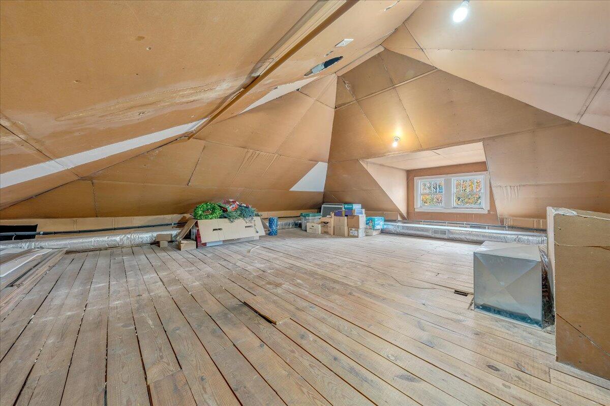 1818 Mt Vernon Road Southwest Roanoke, VA 24015 - Photo 29 of 44 Attic