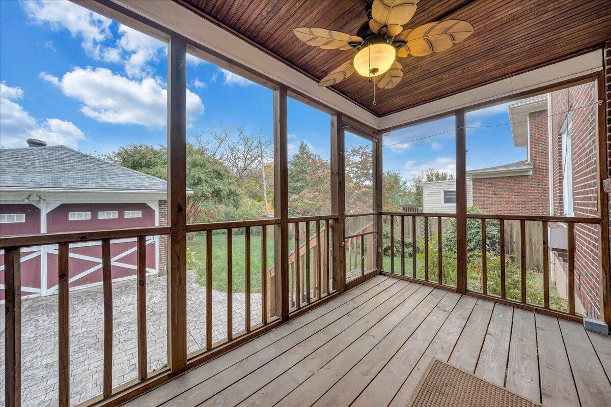 1818 Mt Vernon Road Southwest Roanoke, VA 24015 - Photo 34 of 44 Screened back porch