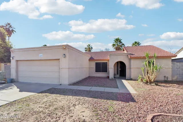 $359,999 | 10096 North 63rd Avenue, Glendale, AZ 85302