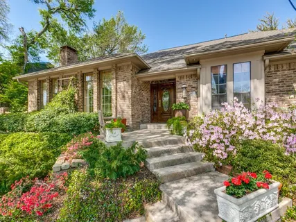 $1,225,000 | 9009 Arbor Park Drive, Dallas, TX 75243
