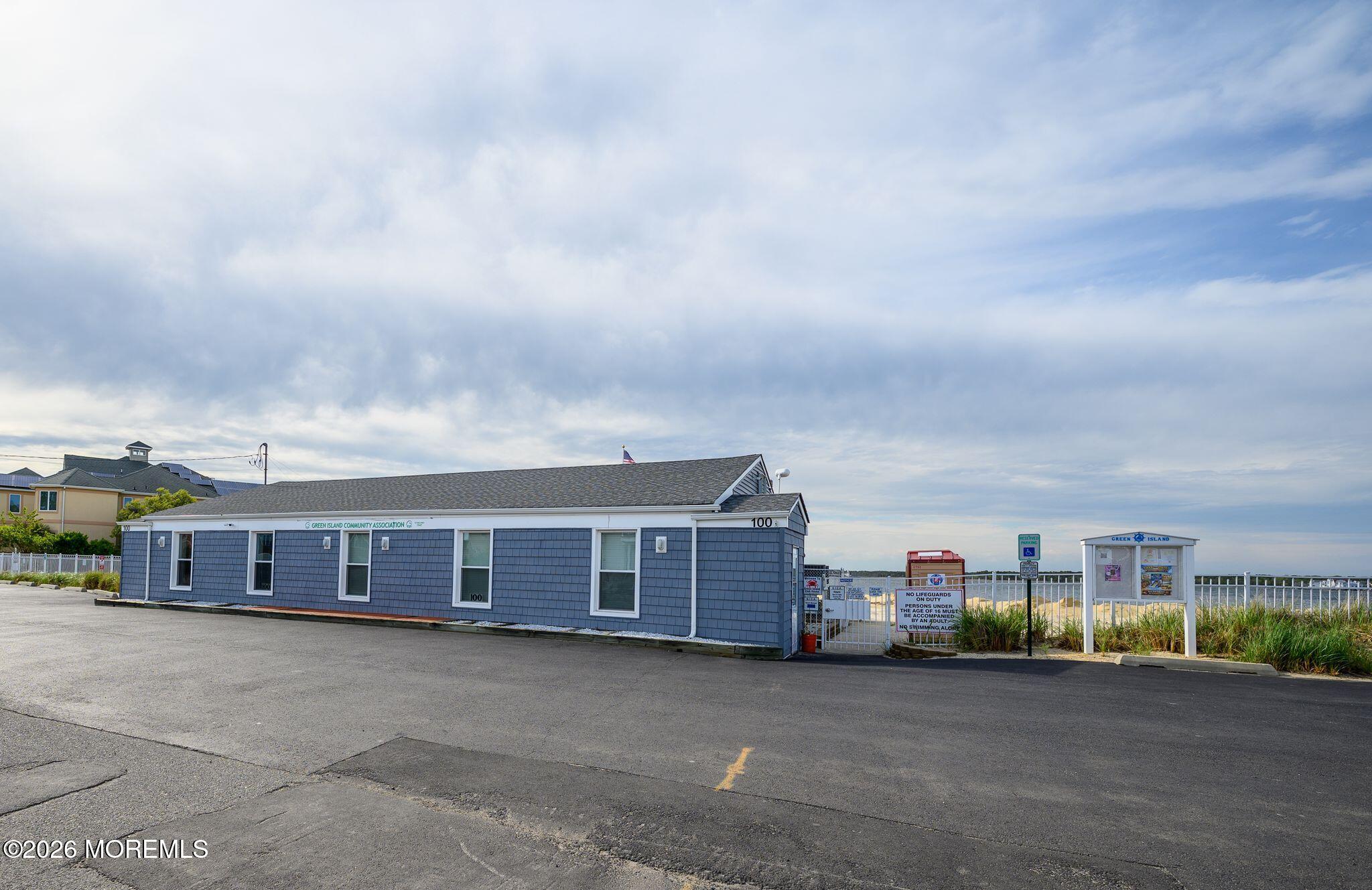 24 Woodhaven Road Toms River, NJ 08753 - Photo 44 of 50 WH52