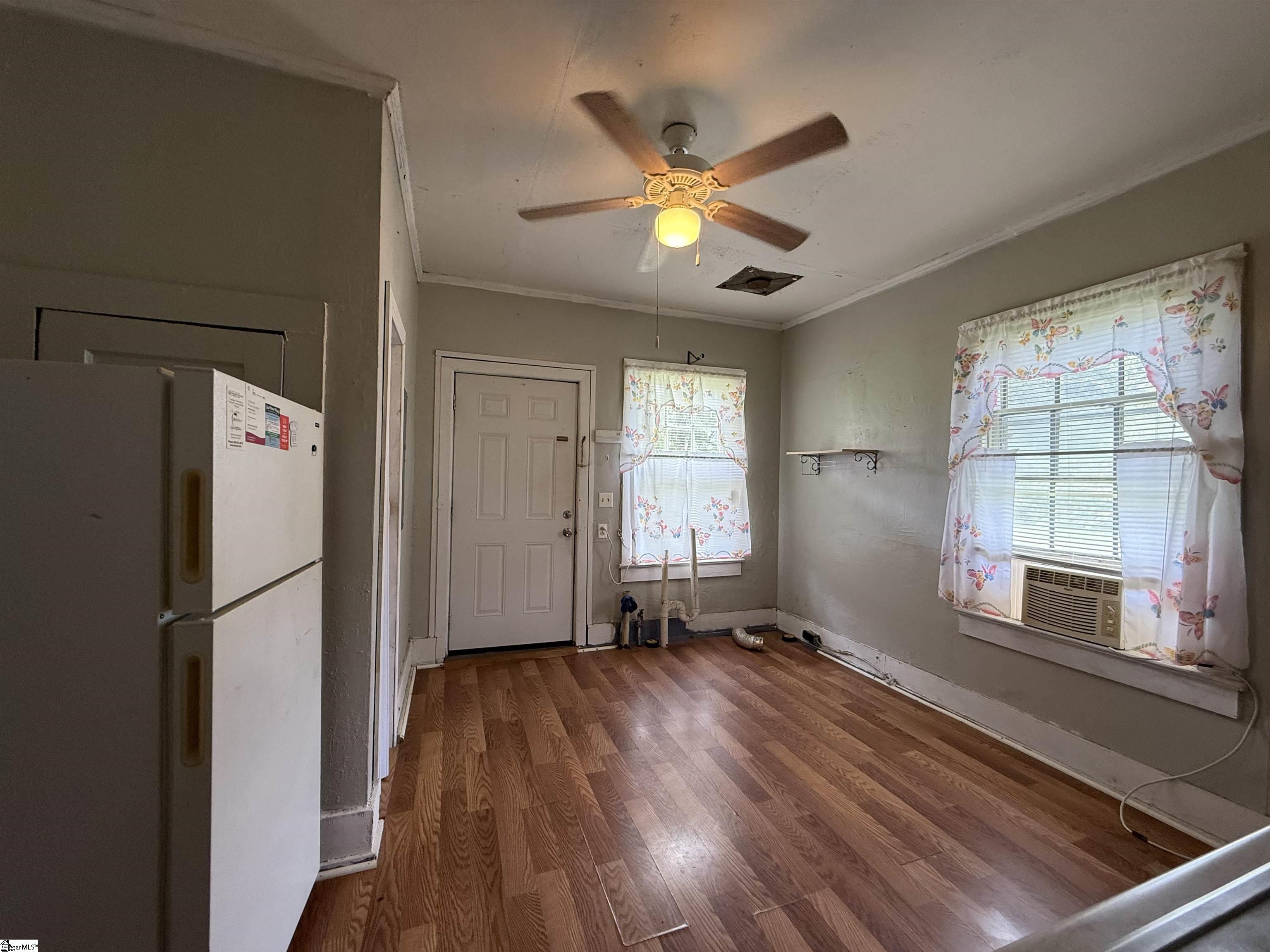 184 Cypress Street Clinton, SC 29325 - Photo 11 of 26