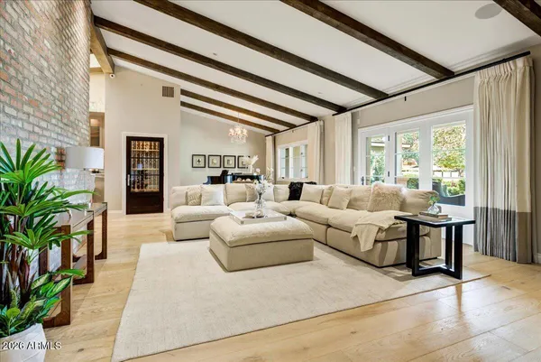 $3,375,000 | 150 East Wagon Wheel Drive, Phoenix, AZ 85020