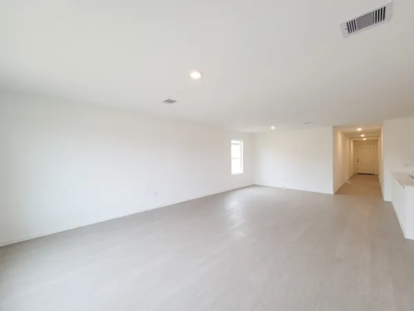 $1,800 | 15675 Plum Brk Drive, Conroe, TX 77303