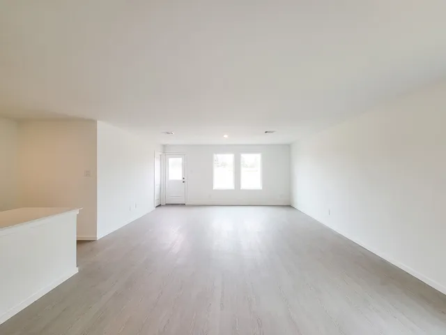 $1,900 | 15675 Plum Brk Drive, Conroe, TX 77303