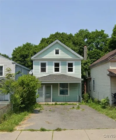 $1,600 | 137 West Schuyler Street, Oswego, NY 13126