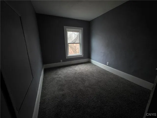 $1,600 | 137 West Schuyler Street, Oswego, NY 13126