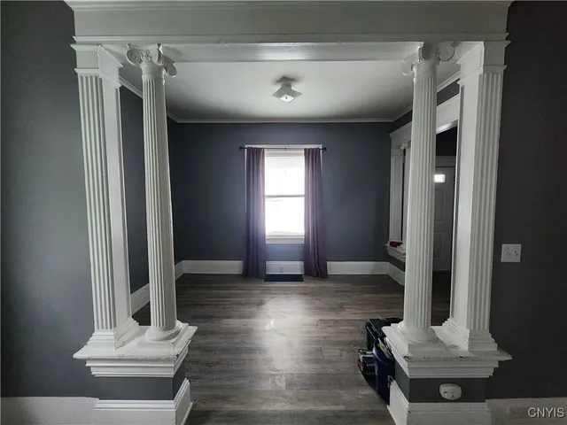 $1,600 | 137 West Schuyler Street, Oswego, NY 13126