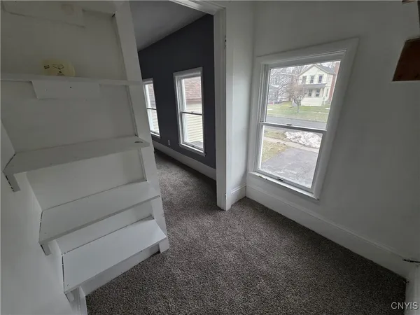 $1,600 | 137 West Schuyler Street, Oswego, NY 13126