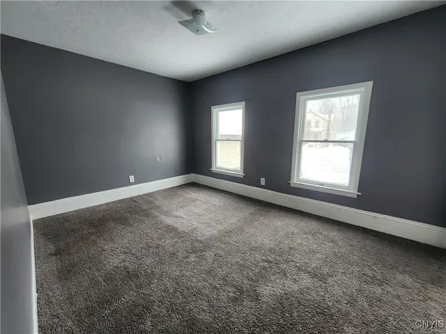 $1,600 | 137 West Schuyler Street, Oswego, NY 13126