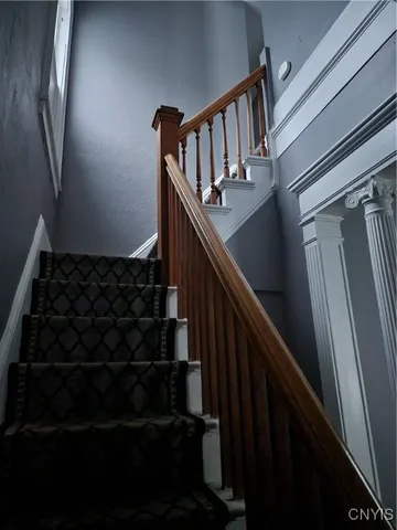 $1,600 | 137 West Schuyler Street, Oswego, NY 13126