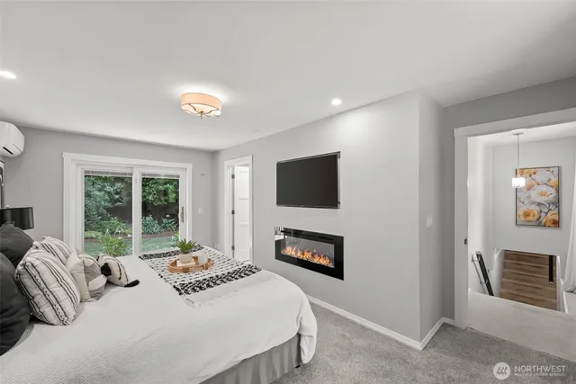 $899,999 | 12170 Viewcrest Place Northeast, Bainbridge Island, WA 98110