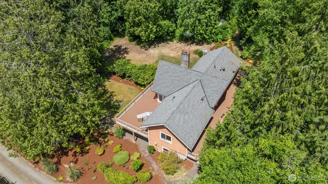 $899,999 | 12170 Viewcrest Place Northeast, Bainbridge Island, WA 98110