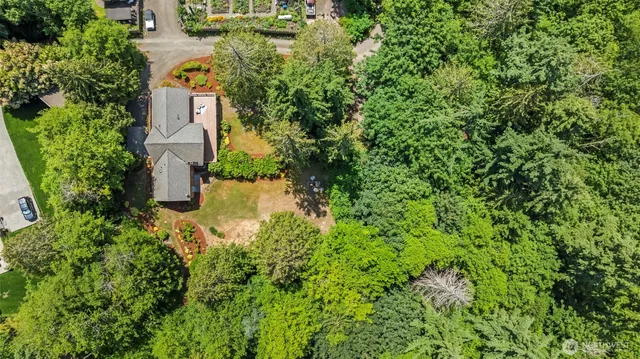 $899,999 | 12170 Viewcrest Place Northeast, Bainbridge Island, WA 98110