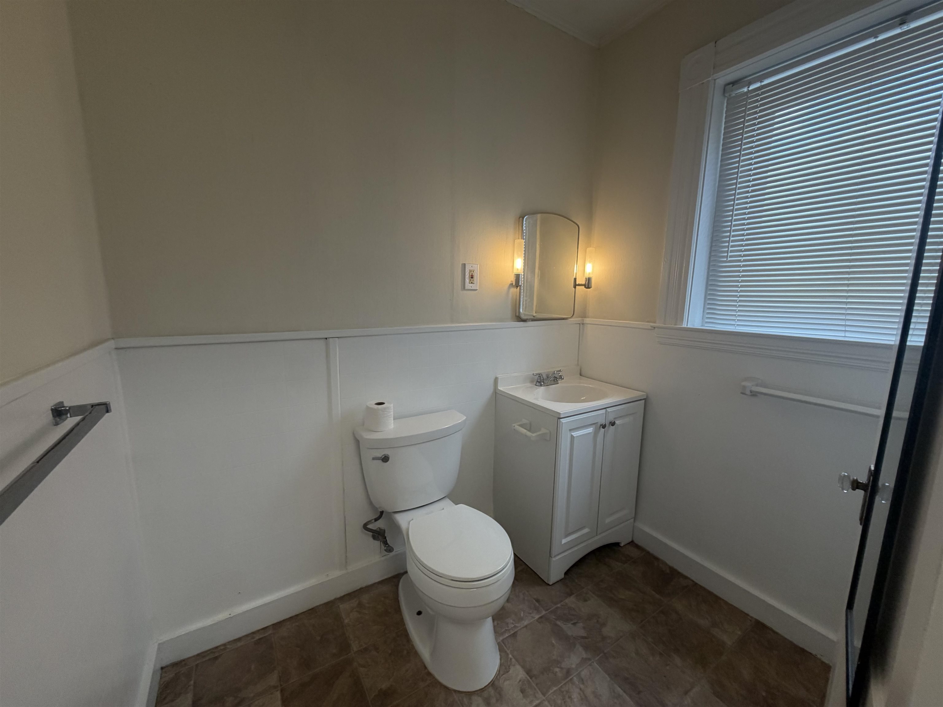 97 Bridge Street, Unit 95 Manchester, NH 03101 - Photo 14 of 23