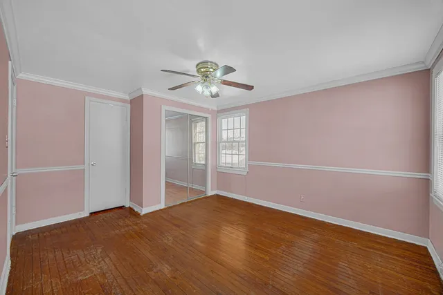 $249,000 | 248 Adelaide Place, Munster, IN 46321