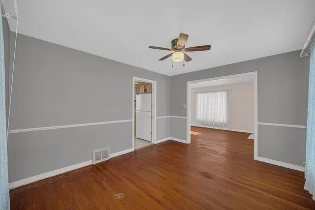 $249,000 | 248 Adelaide Place, Munster, IN 46321