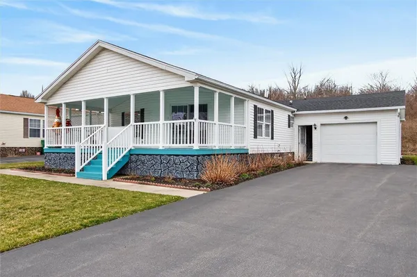 $149,900 | 4272 Canalside Drive, Palmyra, NY 14522