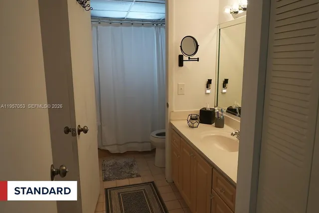 $2,400 | 211 Northwest 72nd Avenue, Unit 301, Miami, FL 33126