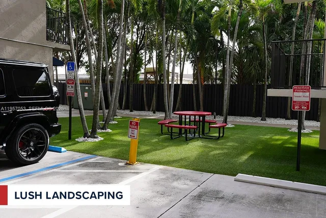 $2,400 | 211 Northwest 72nd Avenue, Unit 301, Miami, FL 33126