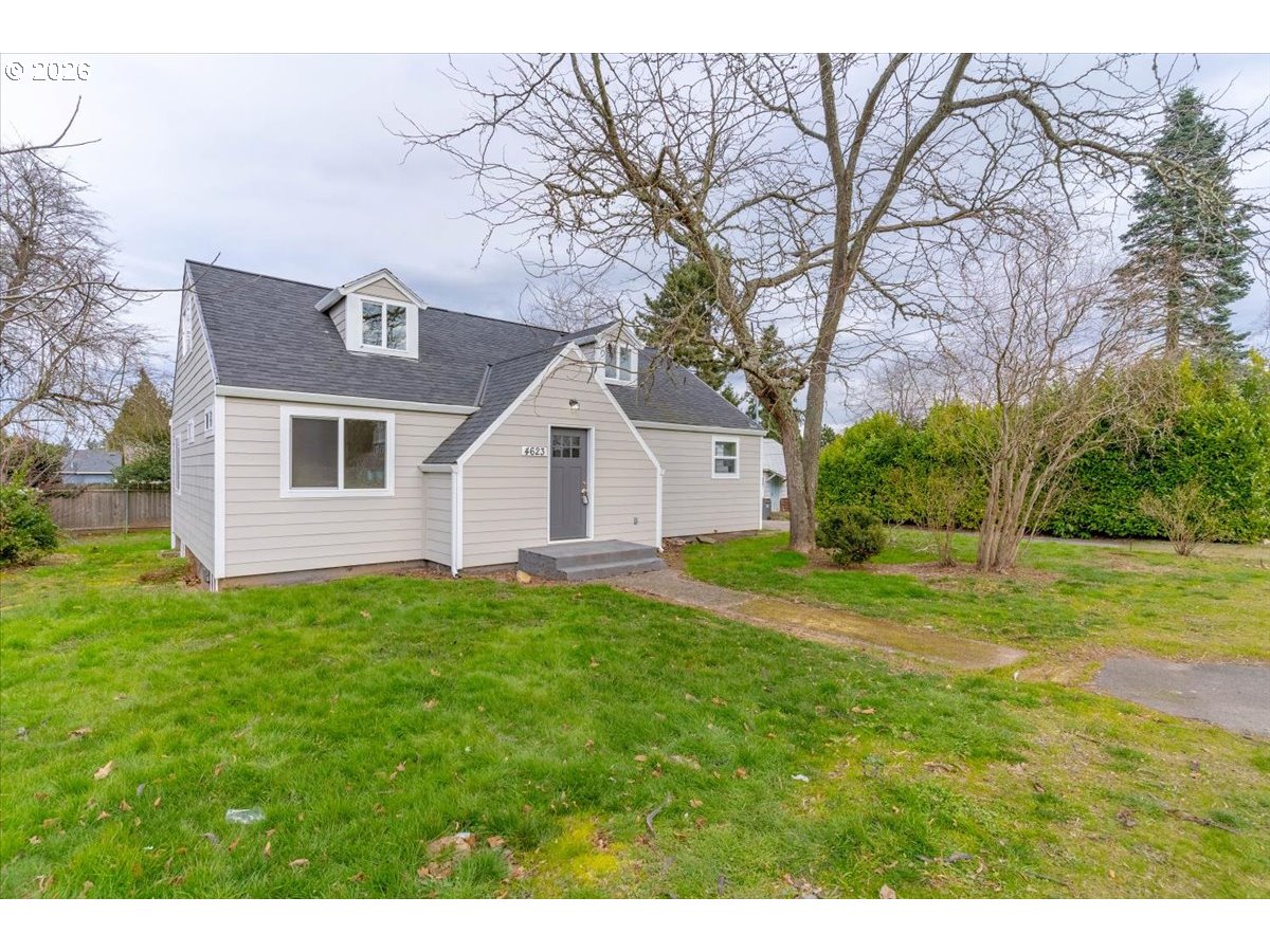 4623 Northeast Sumner Street Portland, OR 97218 - Photo 2 of 44