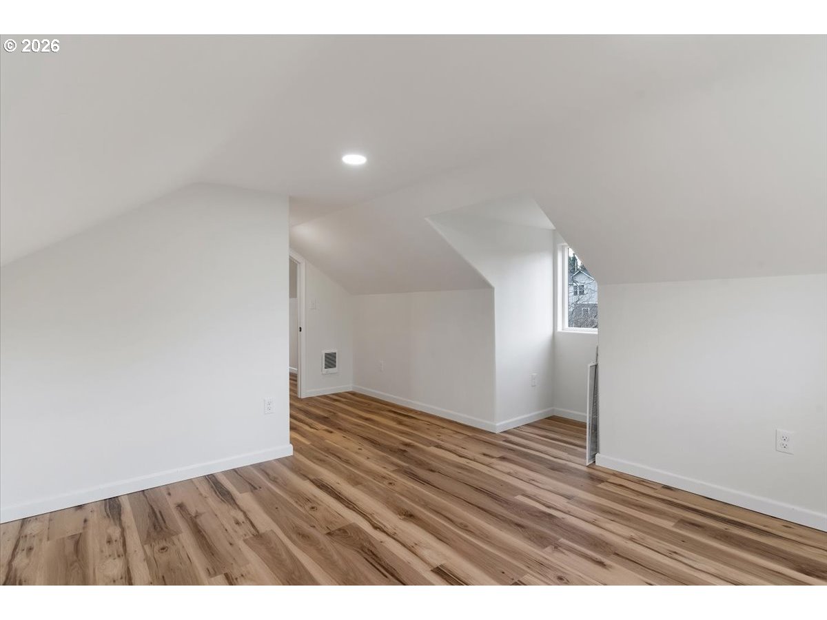 4623 Northeast Sumner Street Portland, OR 97218 - Photo 35 of 44