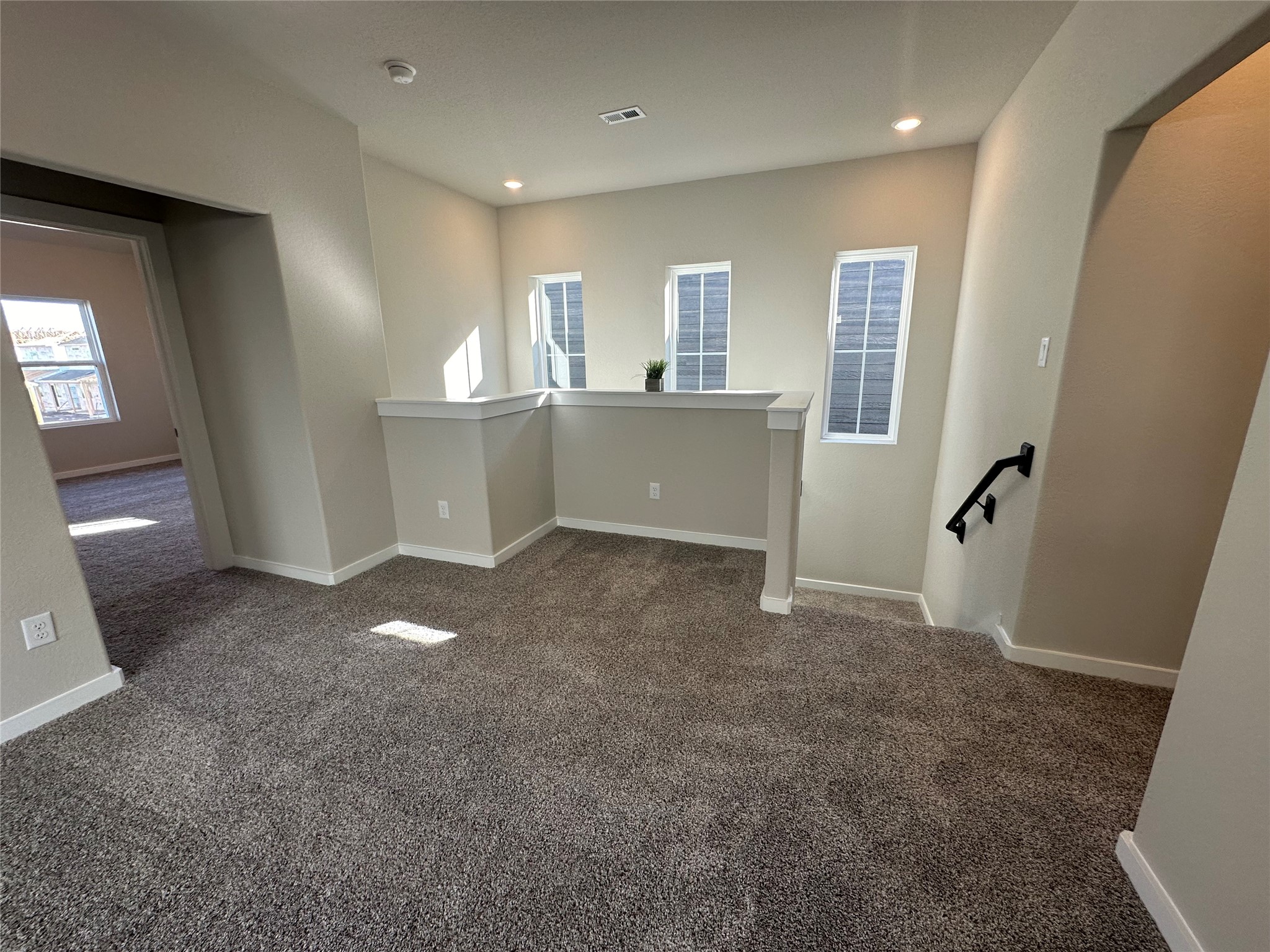 3113 Moontide Lane Houston, TX 77063 - Photo 20 of 39 A view of work desk nuk.