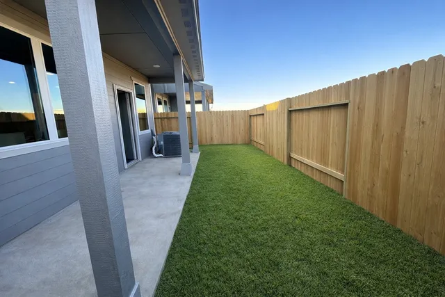 $2,800 | 3113 Moontide Lane, Houston, TX 77063