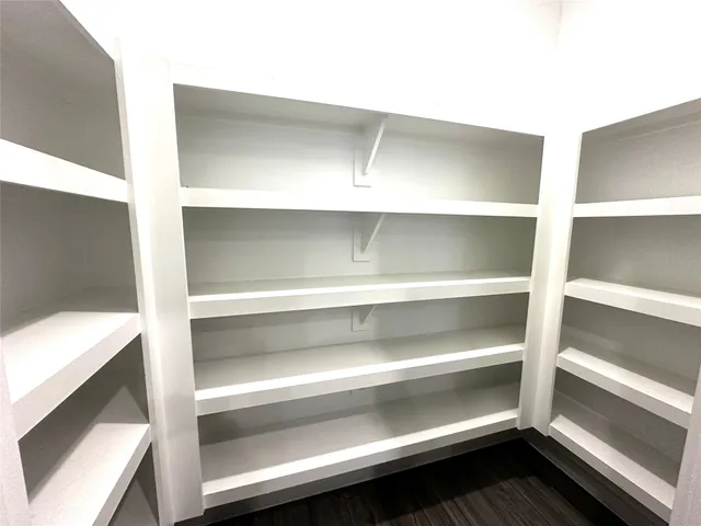 $2,800 | 3113 Moontide Lane, Houston, TX 77063