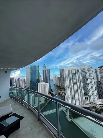 $4,600 | 350 South Miami Avenue, Unit 3302, Miami, FL 33130