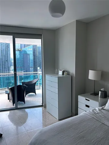 $4,600 | 350 South Miami Avenue, Unit 3302, Miami, FL 33130