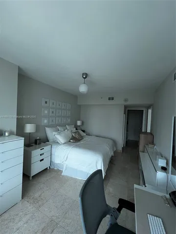 $4,600 | 350 South Miami Avenue, Unit 3302, Miami, FL 33130