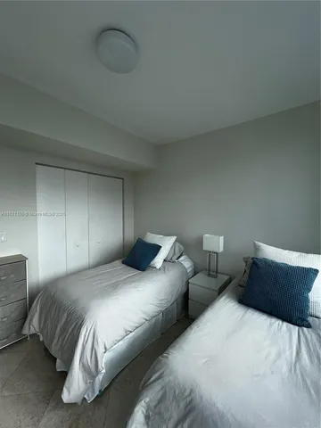 $4,600 | 350 South Miami Avenue, Unit 3302, Miami, FL 33130