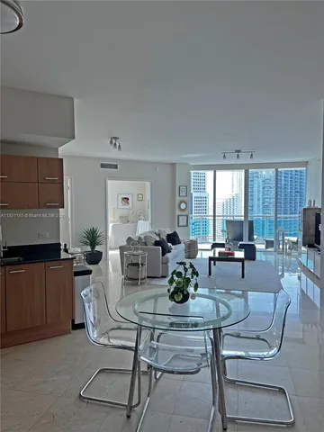 $4,600 | 350 South Miami Avenue, Unit 3302, Miami, FL 33130