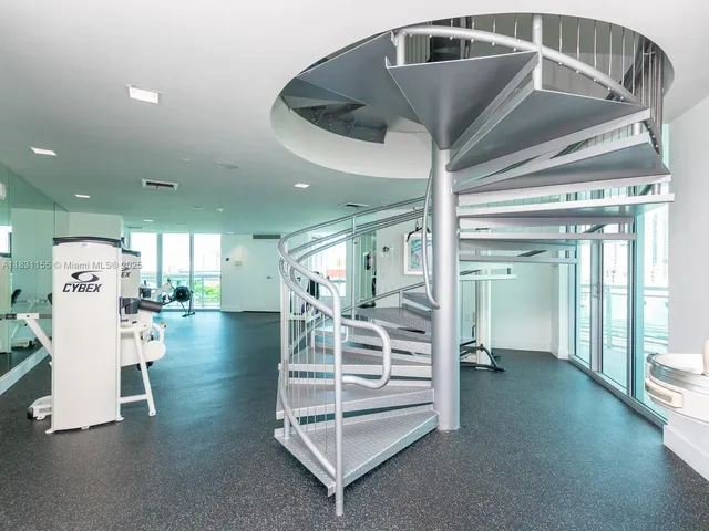 $4,600 | 350 South Miami Avenue, Unit 3302, Miami, FL 33130