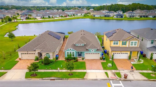 a view of outdoor area