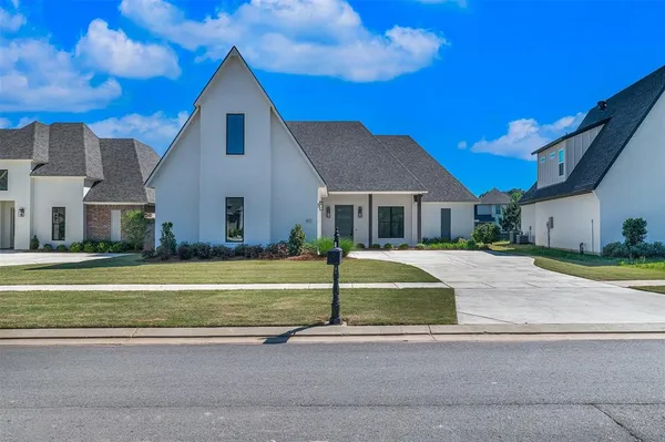 $465,570 | 81 Turtle Creek Drive, Benton, LA 71006