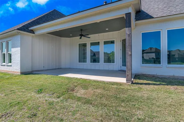 $465,570 | 81 Turtle Creek Drive, Benton, LA 71006