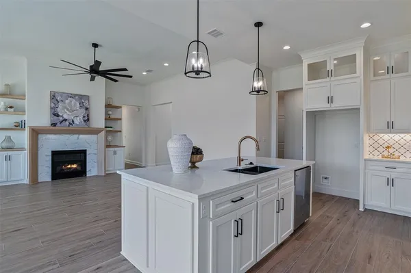 $465,570 | 81 Turtle Creek Drive, Benton, LA 71006