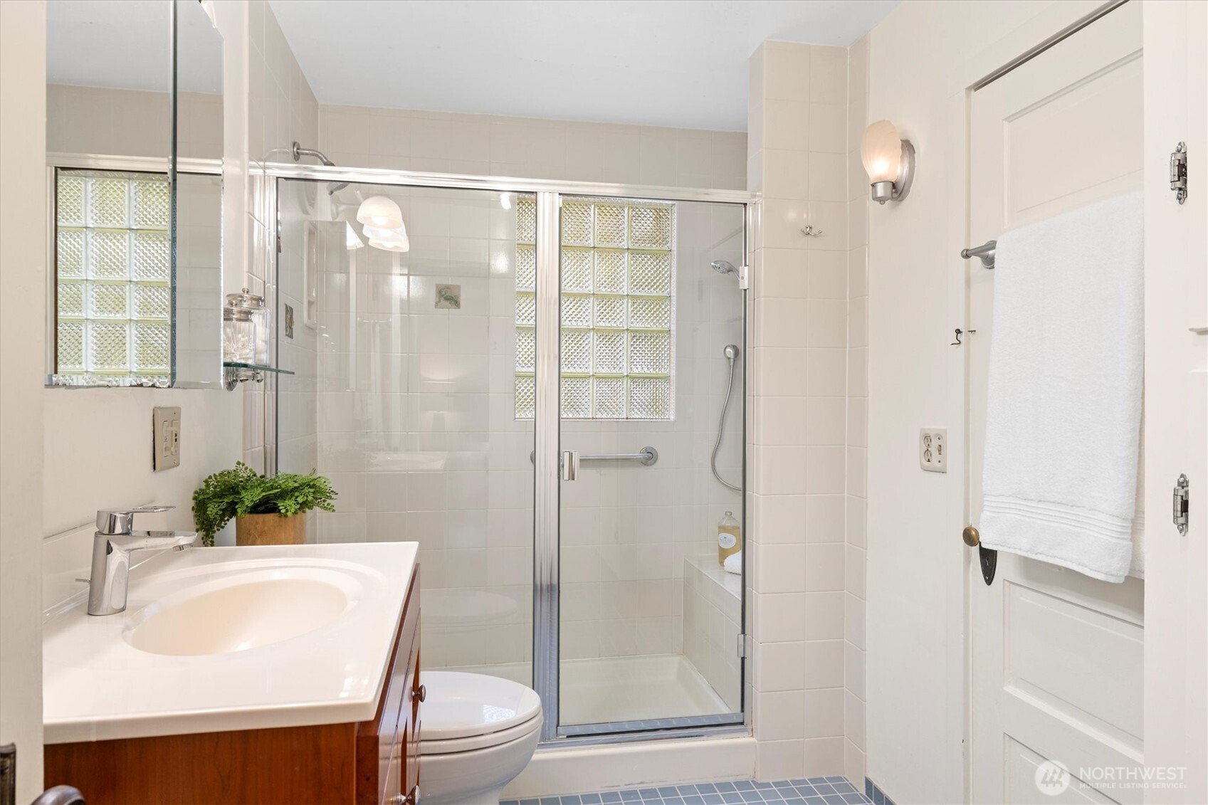 2310 North 65th Street Seattle, WA 98103 - Photo 17 of 34