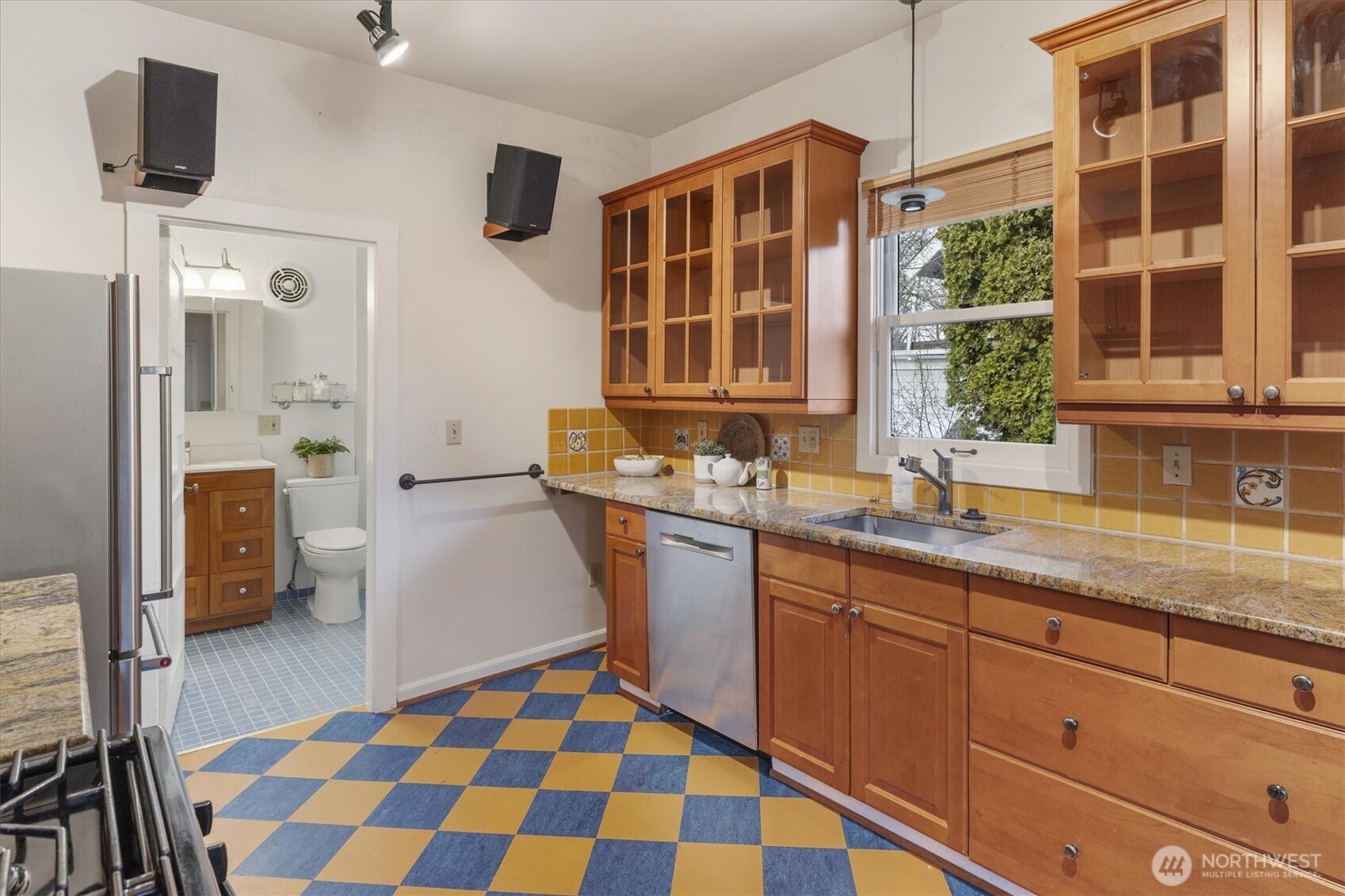 2310 North 65th Street Seattle, WA 98103 - Photo 4 of 34