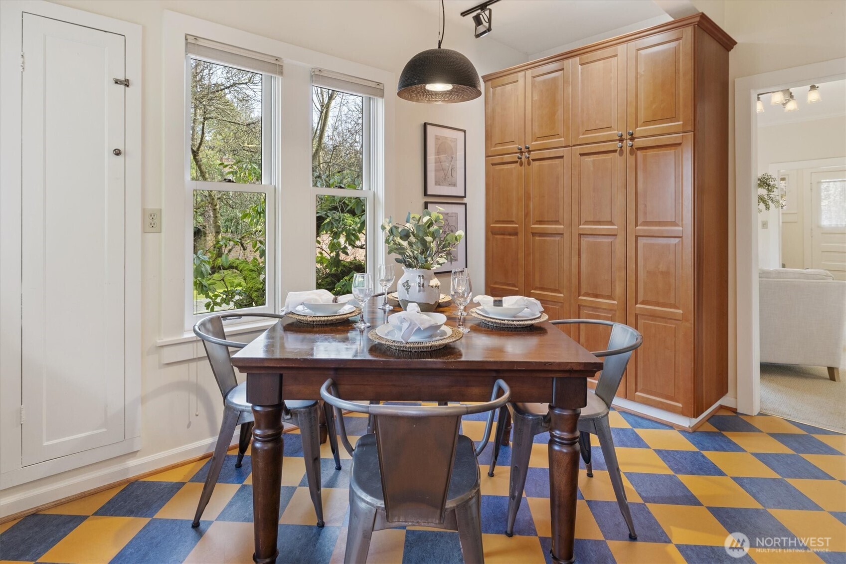 2310 North 65th Street Seattle, WA 98103 - Photo 7 of 34