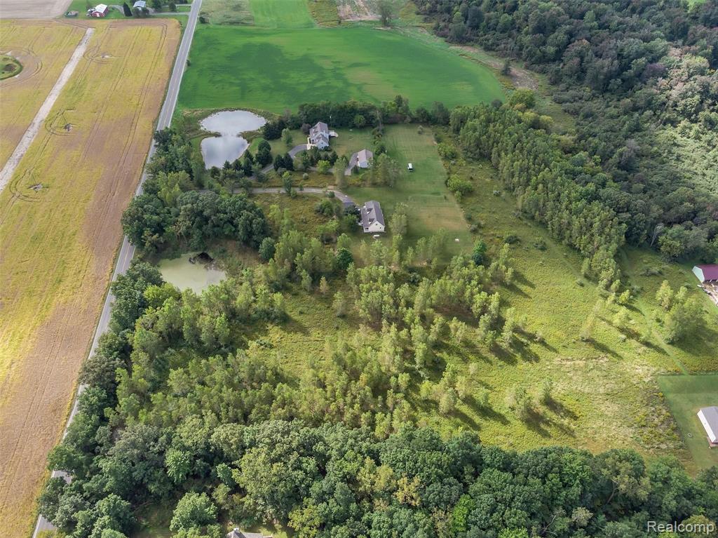 3 South Gregory Road Fowlerville, MI 48836 - Photo 10 of 11