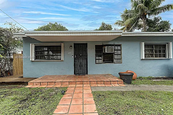 $2,495 | 259 Northeast 56th Street, Unit 1, Miami, FL 33137