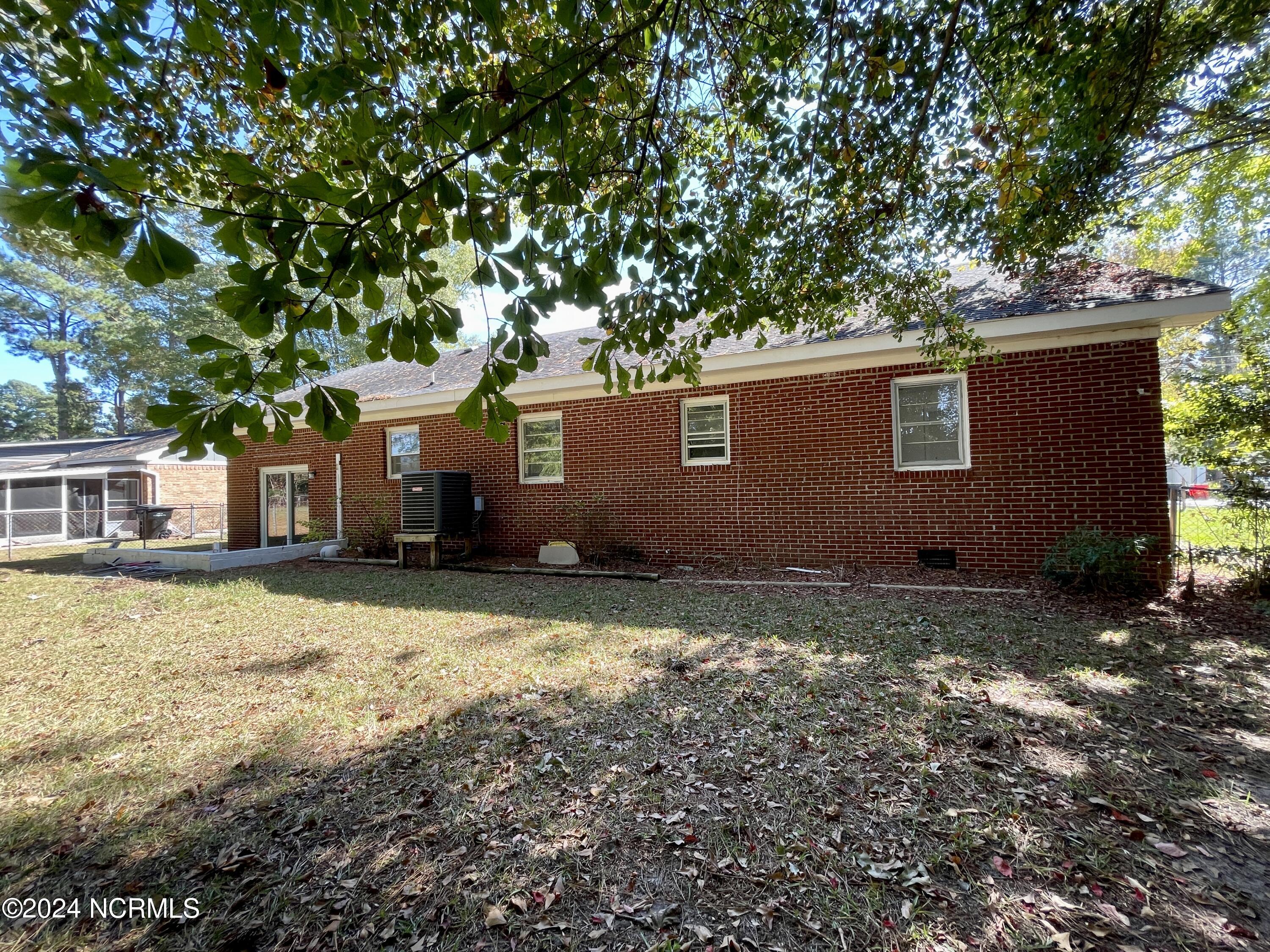 1812 Providence Road Elizabeth City, NC 27909 - Photo 32 of 41 IMG_6684