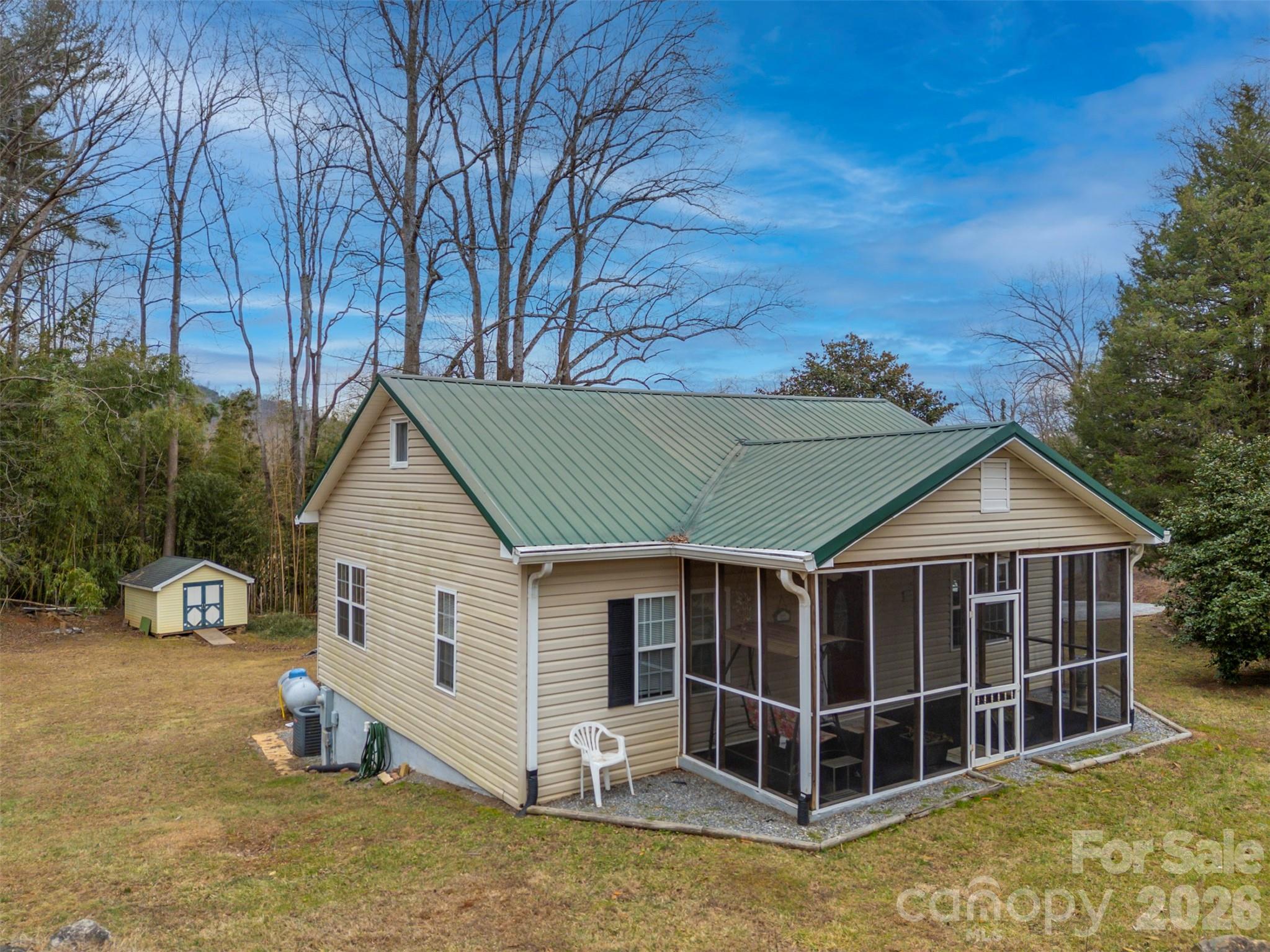 711 Thermal View Drive Tryon, NC 28782 - Photo 2 of 34