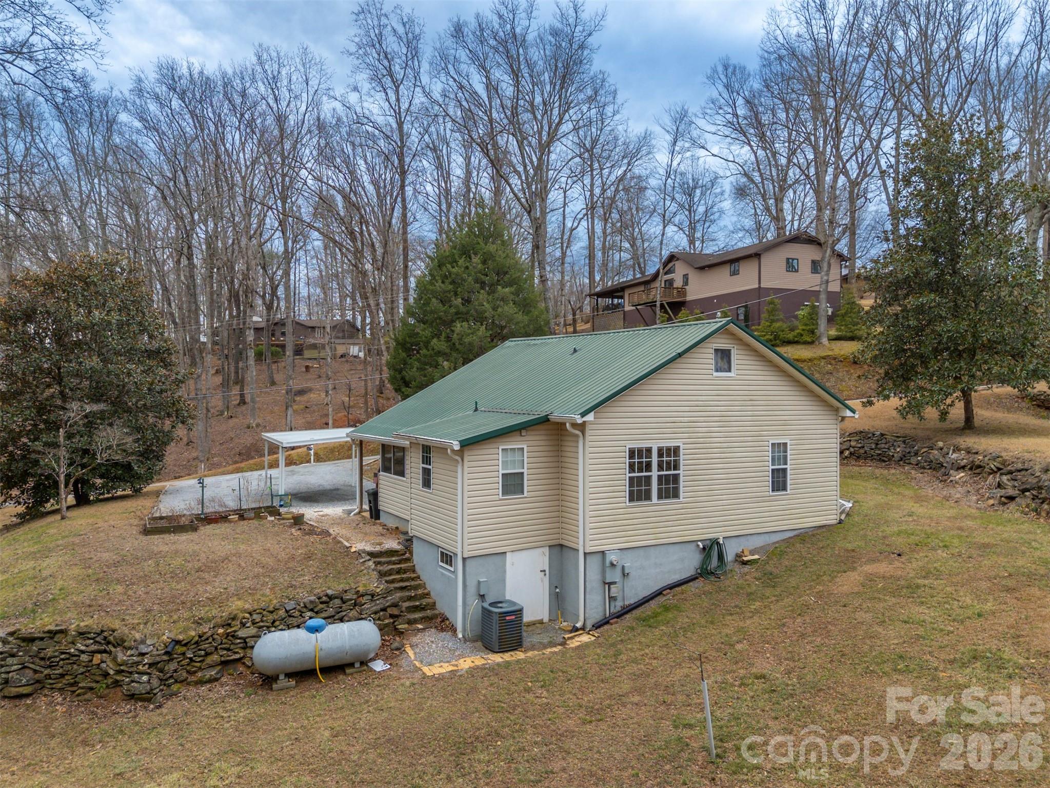 711 Thermal View Drive Tryon, NC 28782 - Photo 26 of 34
