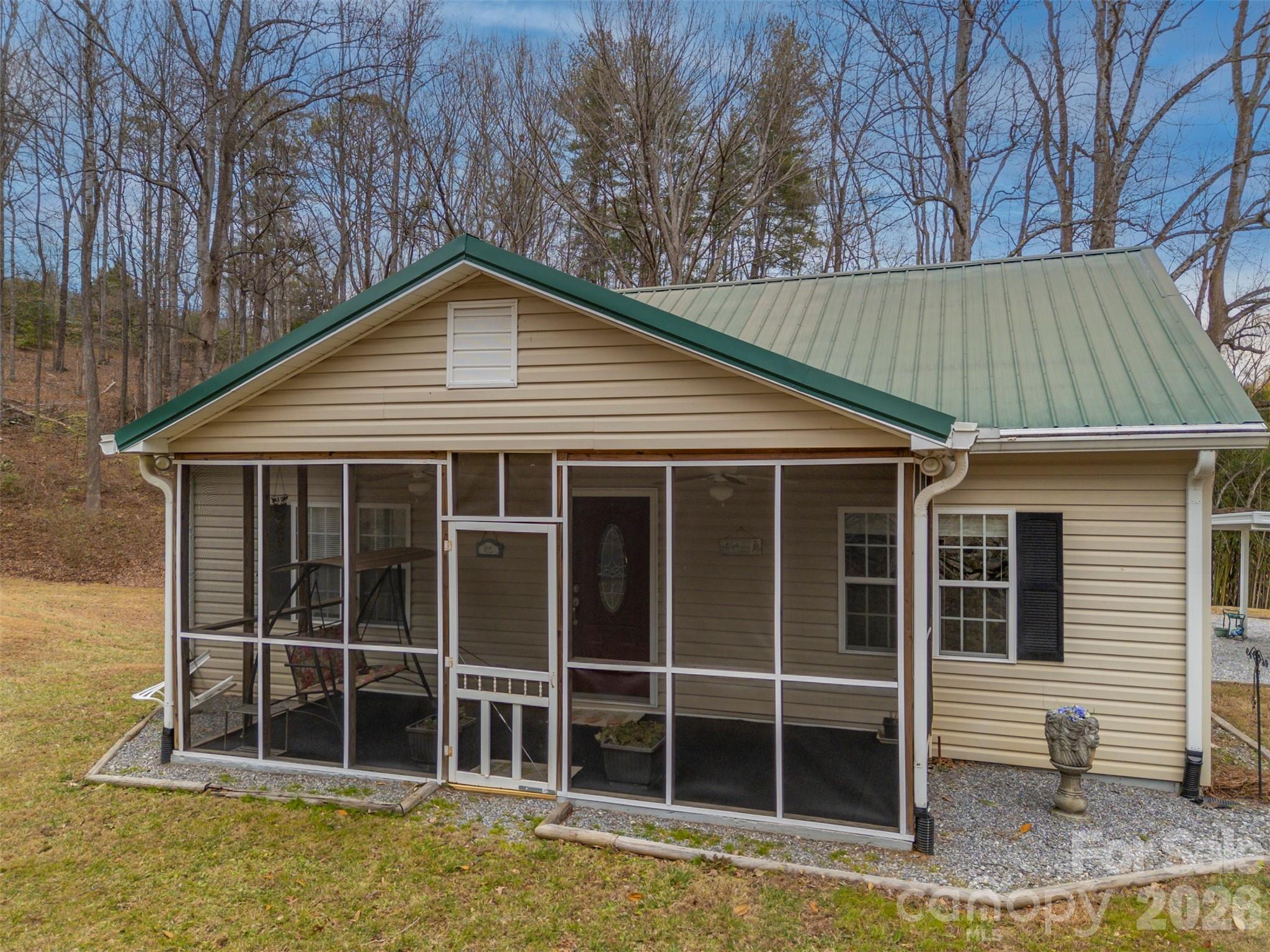 711 Thermal View Drive Tryon, NC 28782 - Photo 28 of 34