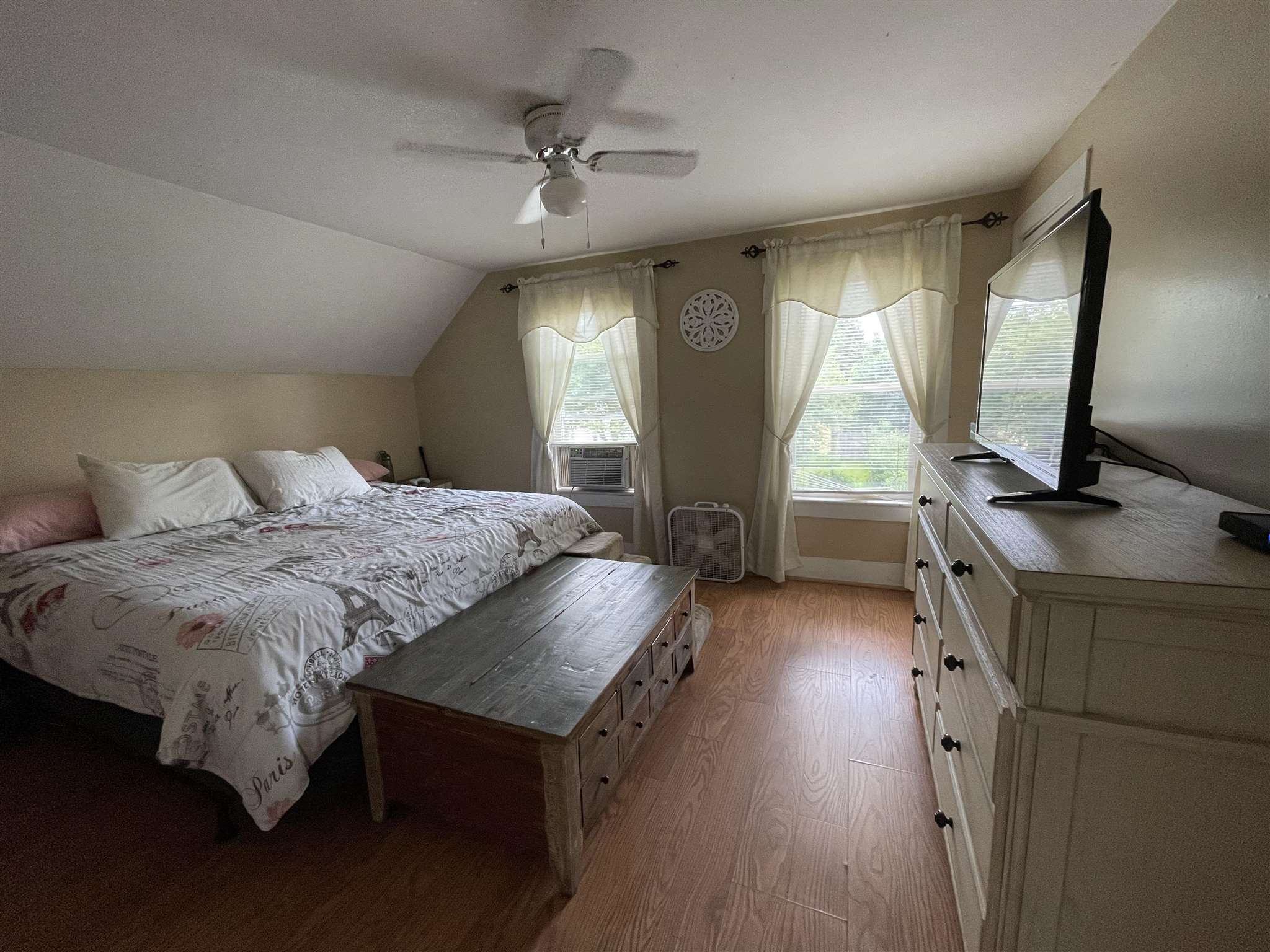 123 Maple Street Rutland, VT 05701 - Photo 13 of 22 Gallery Image 13