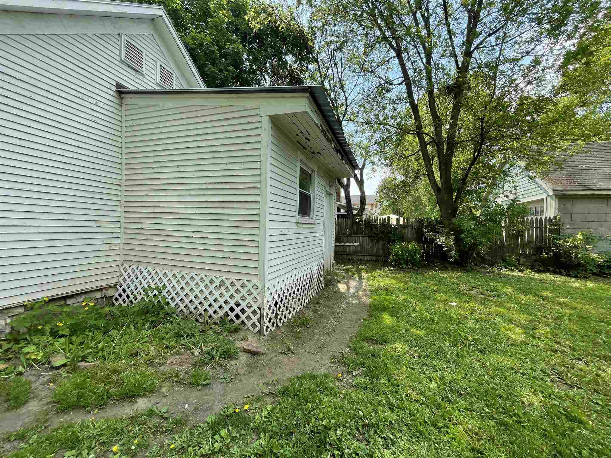 123 Maple Street Rutland, VT 05701 - Photo 18 of 22 Gallery Image 18
